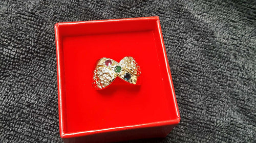 Women's Ring - Yellow Gold 14k (.585) 12 grams Size 7