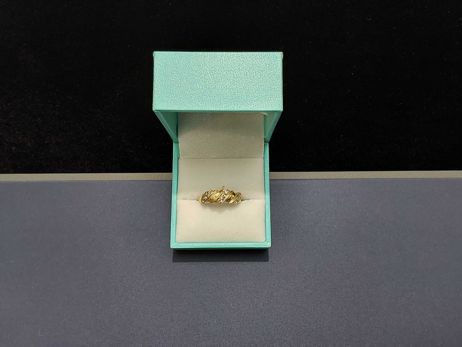 Women's Ring - Yellow Gold 14k (.585) 2.1 grams Size 7