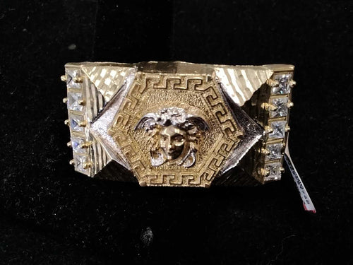 Man's Ring - Yellow Gold 10k (.417) 15.1 grams Size 9.5