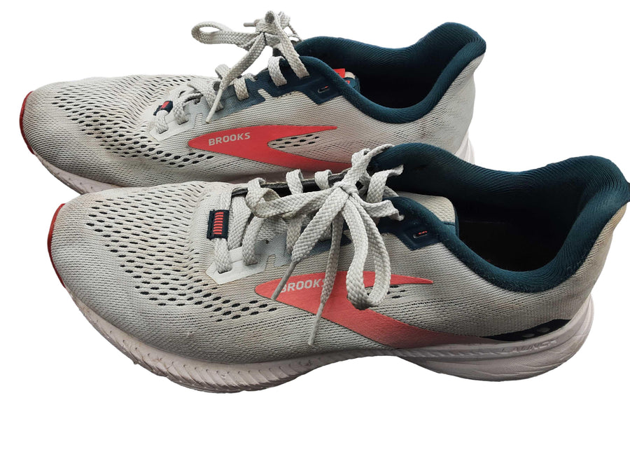 Brooks 1203451b110 White