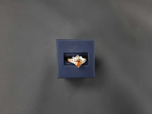 Women's Ring - Yellow Gold 14k (.585) 5.2 grams Size 9.5