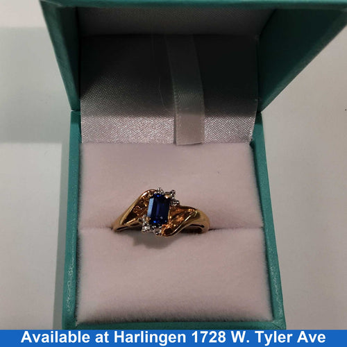 Women's Ring - Yellow Gold 10k (.417) 2.4 grams Size 6.5