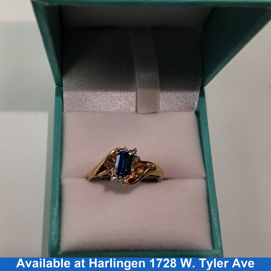 Women's Ring - Yellow Gold 10k (.417) 2.4 grams Size 6.5
