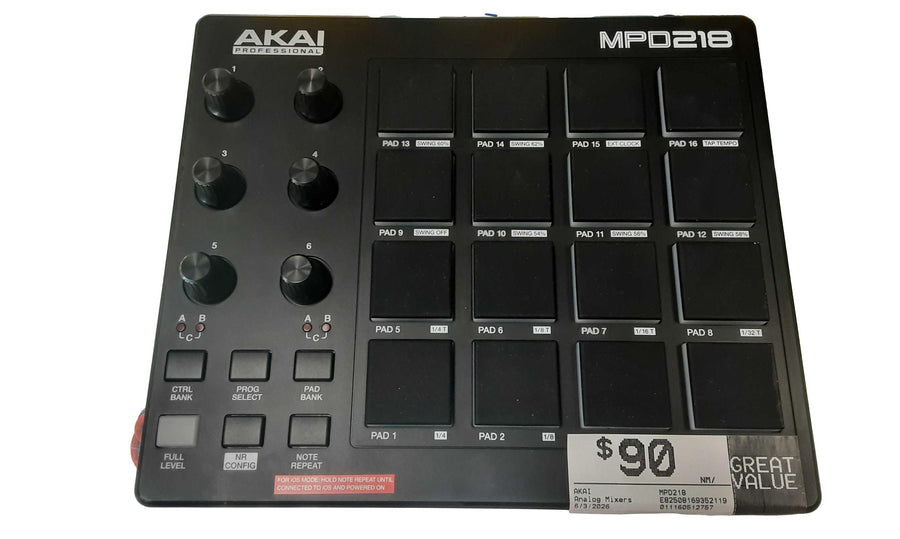 Akai Mpd218 Black Analog Mixer