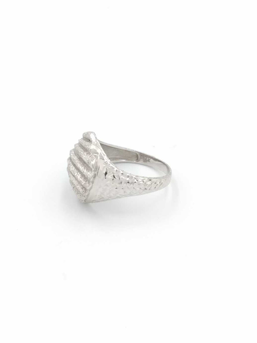 Women's Ring - White Gold 14k (.585) 2.9 grams Size 8