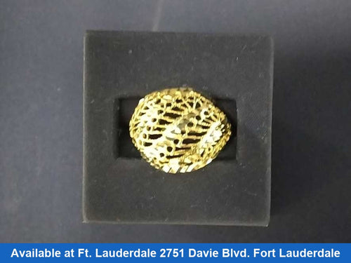 Women's Ring - Yellow Gold 10k (.417) 3.8 grams Size 9.5