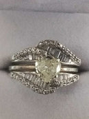 Women's Ring - White Gold 14k (.585) 7.1 grams Size 9.5