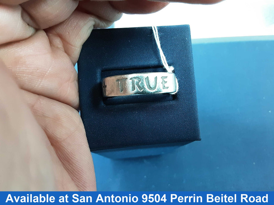 Women's Ring - Silver 7.3 grams Size 11