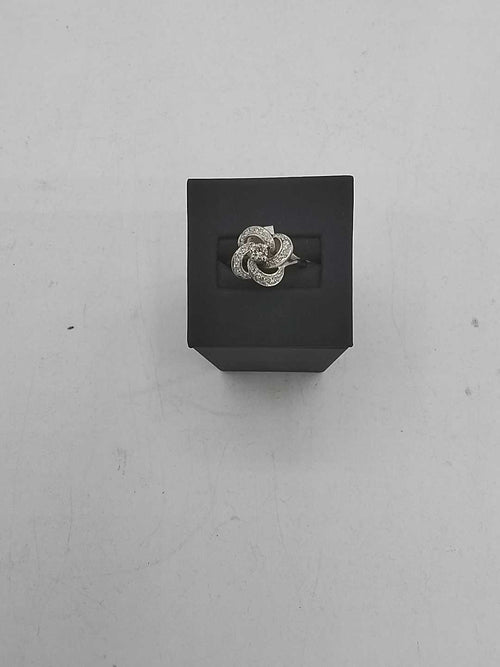Women's Ring - White Gold 14k (.585) 3.9 grams Size 7.5