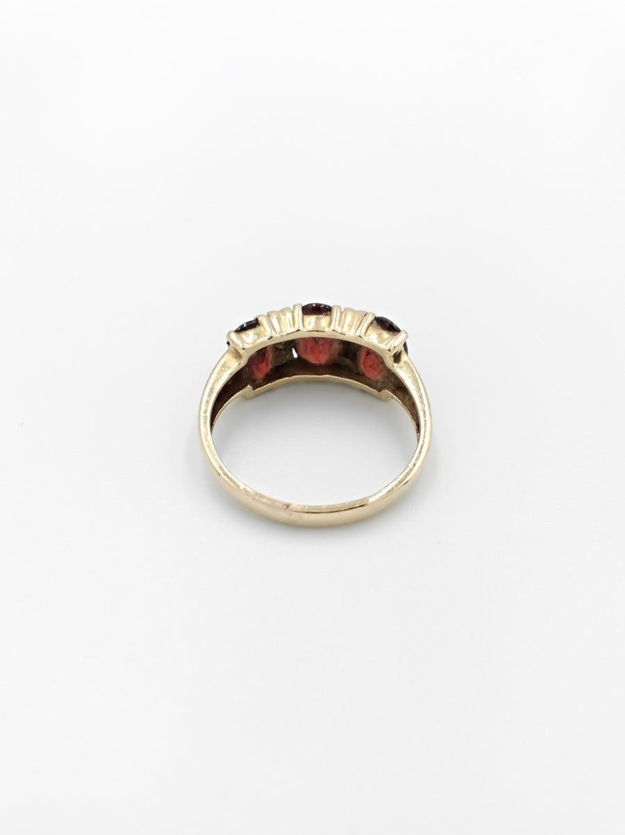 Women's Ring - Yellow Gold 14k (.585) 3 grams Size 6.5
