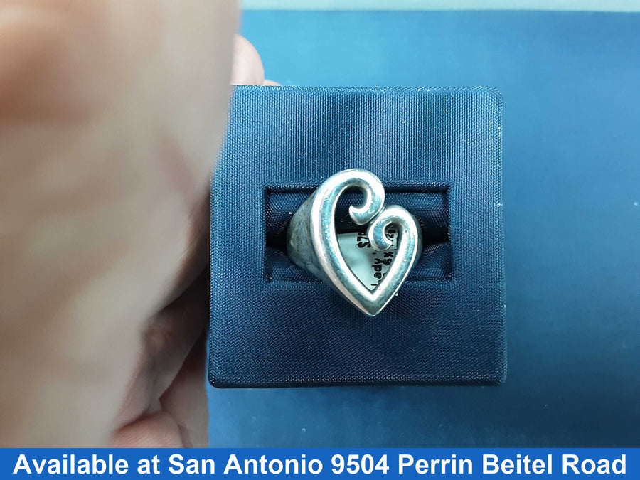 Women's Ring - Silver 7.2 grams Size 20