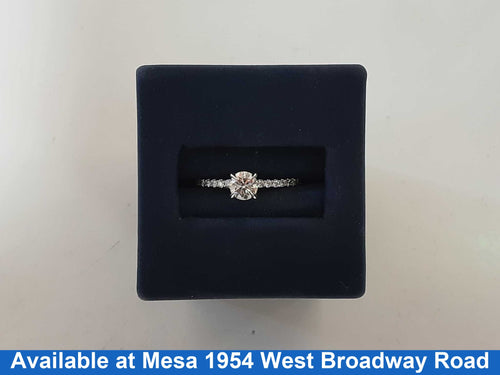 Women's Ring - Anniversary - White Gold 14k (.585) 2.3 grams Size 8