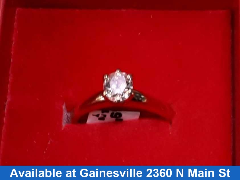 Women's Ring - Solitaire - Yellow Gold 14k (.585) 4.1 grams Size 6