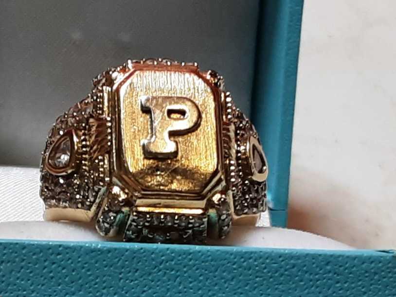 Men's Ring - Yellow Gold 10k (.417) 7.4 grams Size 10.5