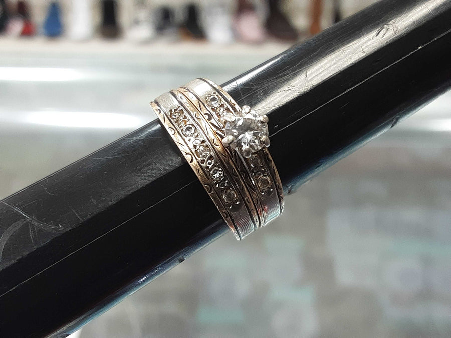 Ring - Engagement Set - Yellow Gold 14k (.585) 2.4 grams Size 5.5
