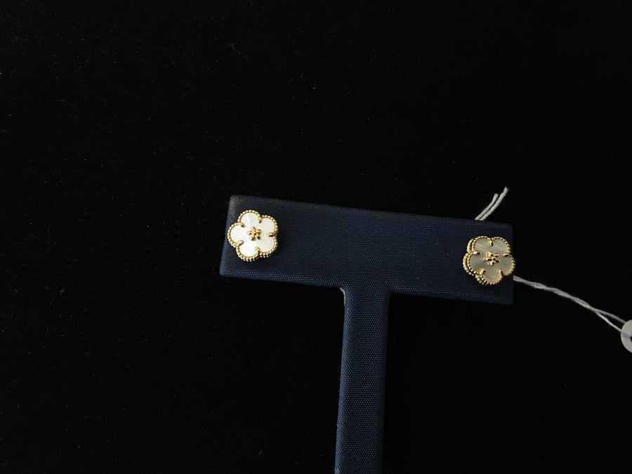 Earrings - Yellow Gold 18k (.750) 2 grams