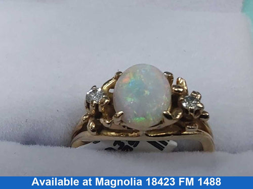 Women's Ring - Yellow Gold 14k (.585) 2.4 grams Size 3.5
