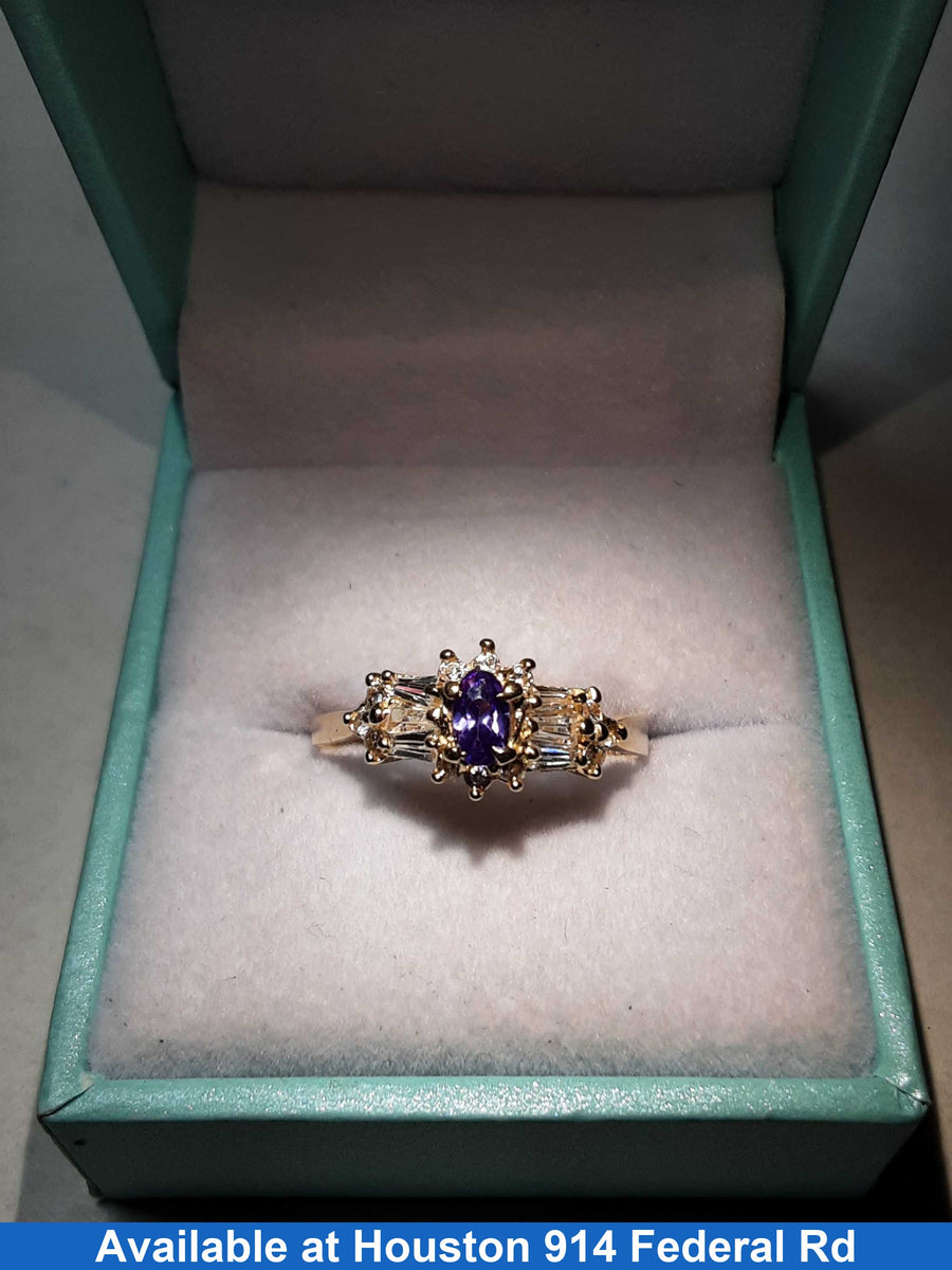 Women's Ring - Yellow Gold 10k (.417) 1.9 grams Size 10.5