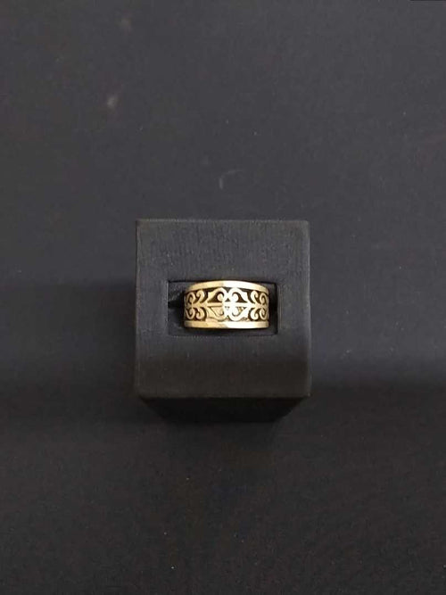 Women's Ring - Silver 5.1 grams Size 7