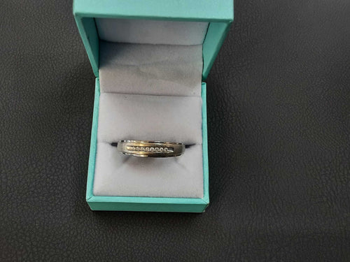 Ring - Wedding Band - White Gold 10k (.417) 3 grams Size 10