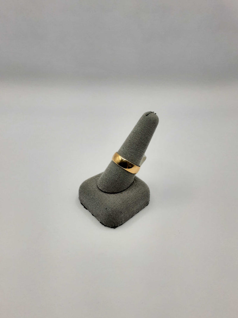 14kt Plain Wedding Band