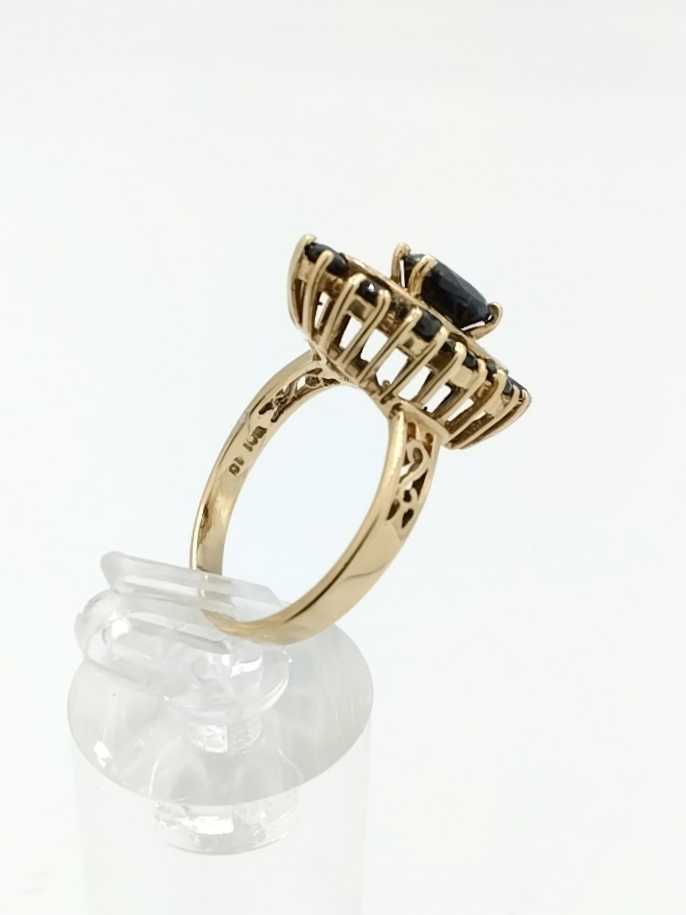 Women's Ring - Yellow Gold 10k (.417) 4.7 grams Size 8