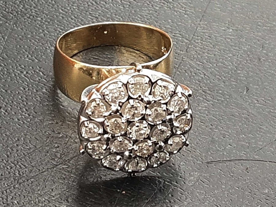 Women's Ring - Yellow Gold 10k (.417) 5.6 grams Size 6