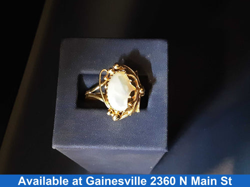 Women's Ring - Yellow Gold 14k (.585) 4.5 grams Size 10.5