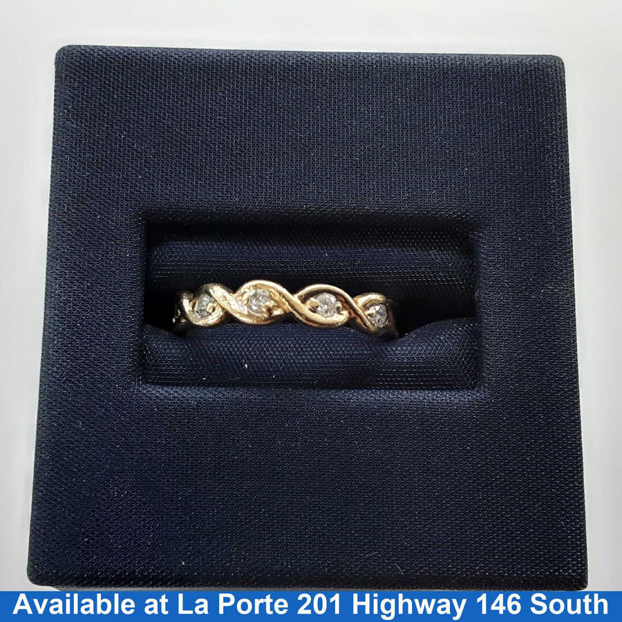 Women's Ring - Yellow Gold 14k (.585) 2.1 grams Size 5.5