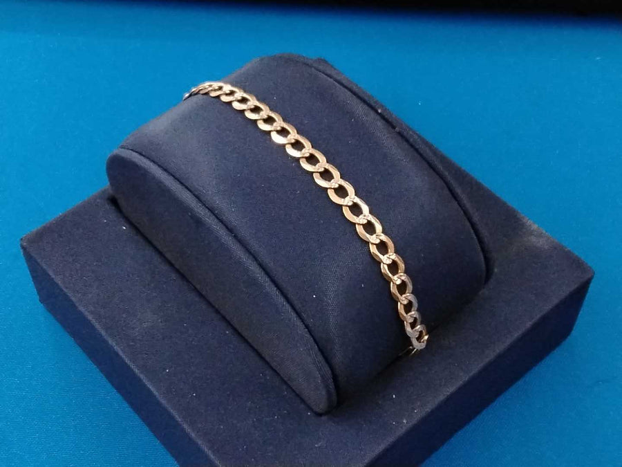 Cuban Link Bracelet - Yellow Gold 14k (.585) 5.4 grams 8 inch
