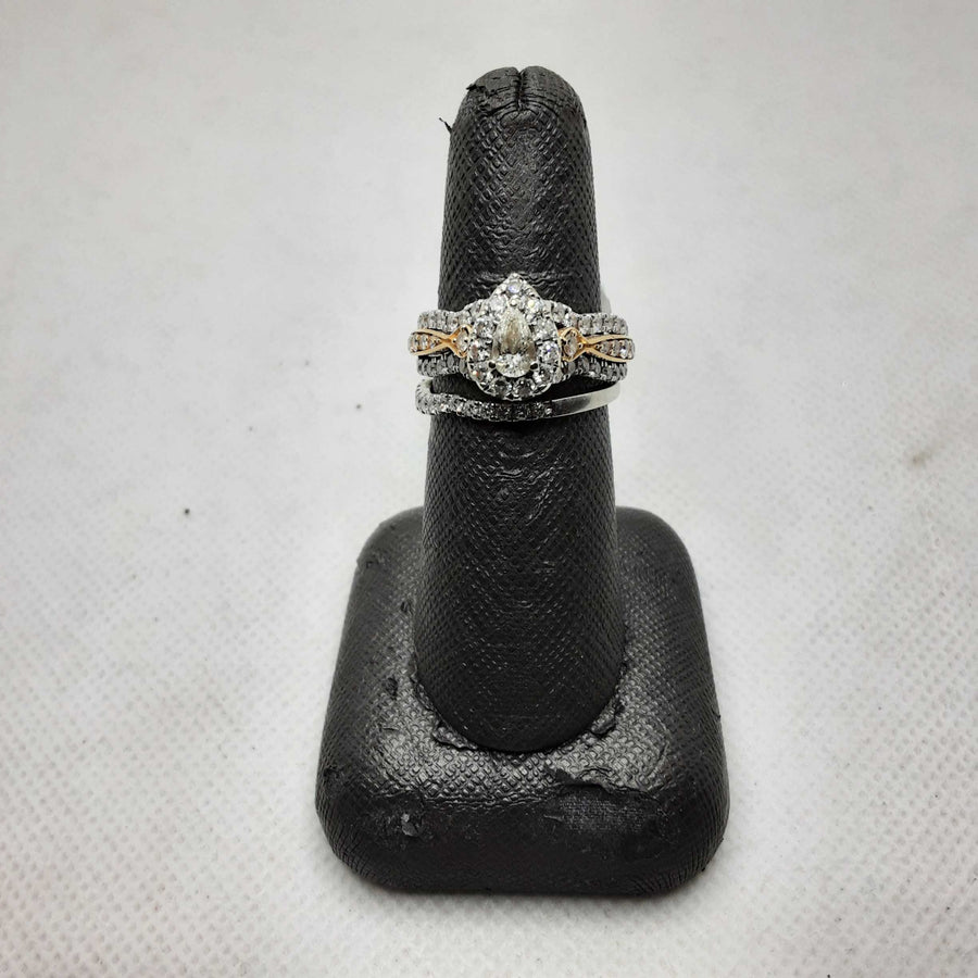 Women's Ring - White Gold 14k (.585) 4.7 grams Size 7.5