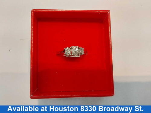 Women's Ring - White Gold 10k (.417) 2.4 grams Size 7