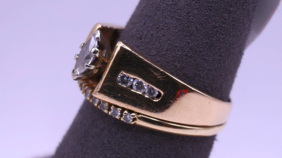 Women's Ring - Yellow Gold 14k (.585) 6.1 grams Size 9