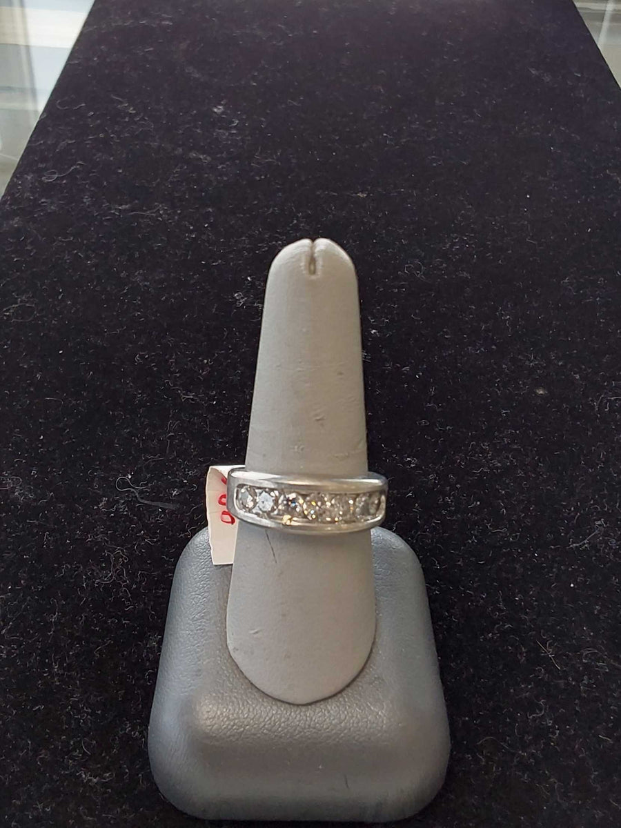 Ring - Wedding Band - Platinum 9 grams Size 10