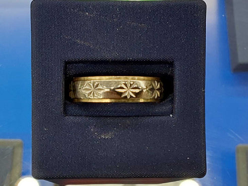 Ring - Wedding Band - Yellow Gold 14k (.585) 5.5 Grams Size 11