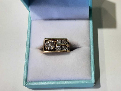 Women's Ring - Yellow Gold 10k (.417) 6.6 grams Size 6