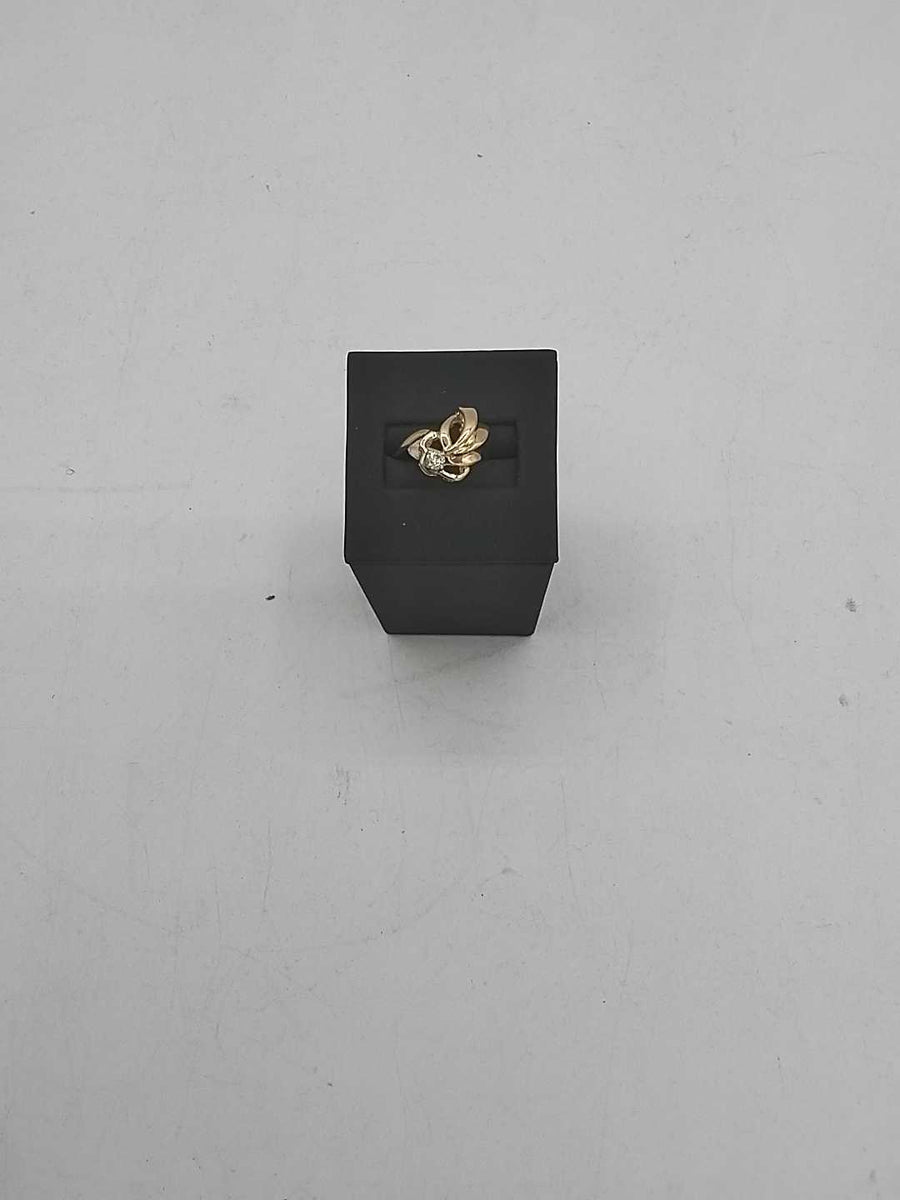 Women's Ring - Solitaire - Yellow Gold 14k (.585) 3.5 grams Size 8