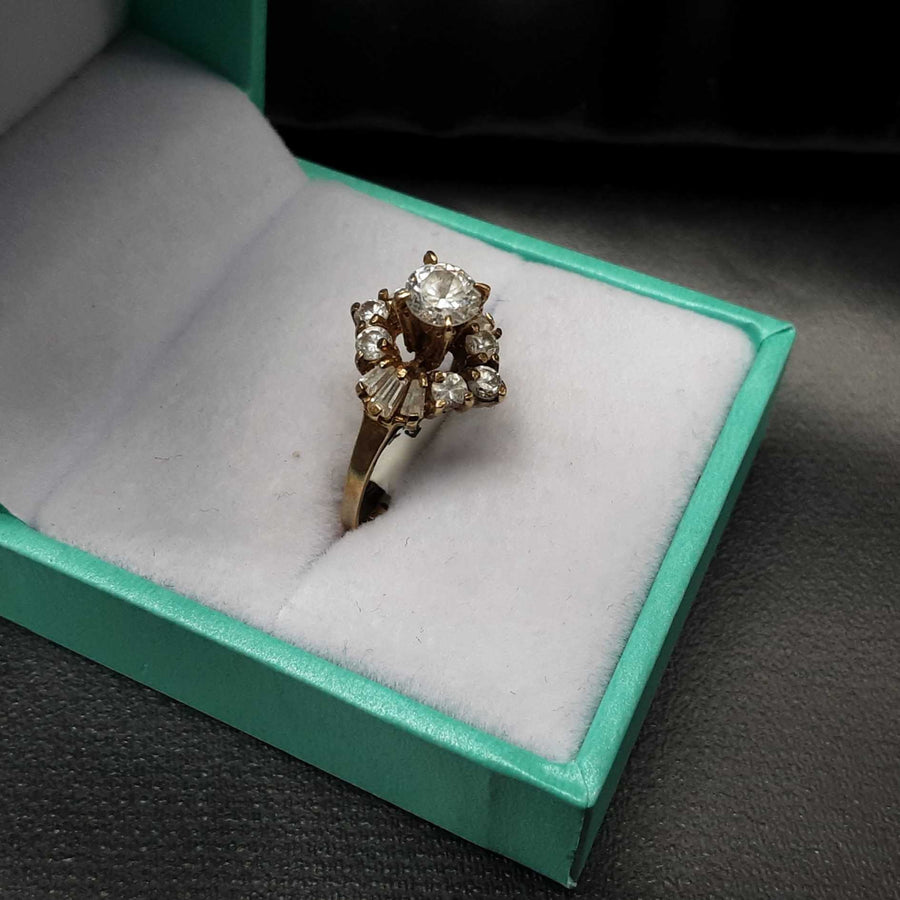 Women's Ring - Yellow Gold 10k (.417) 2.7 grams Size 6.5