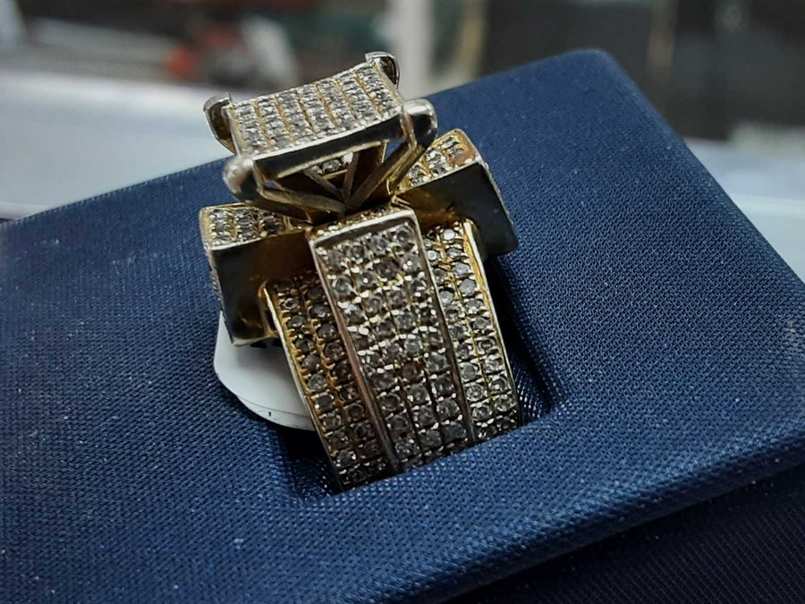 Women's Ring - Yellow Gold 10k (.417) 7.6 grams Size 9.5