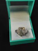 Women's Ring - White Gold 14k (.585) 9.7 grams Size 7
