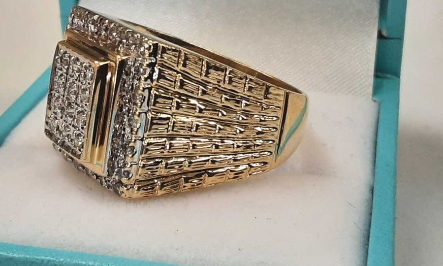 Men's Ring - Yellow Gold 10k (.417) 10.3 grams Size 10.5