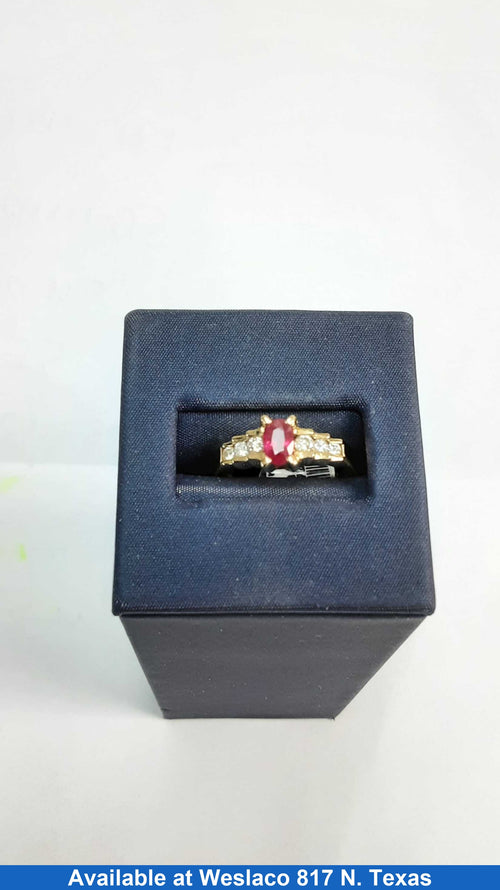 Women's Ring - Yellow Gold 14k (.585) 4.2 grams Size 7.5