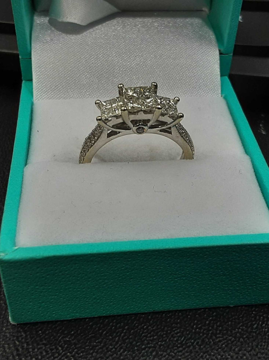Ring - Engagement Set - White Gold 18k (.750) 4.1 grams Size 7