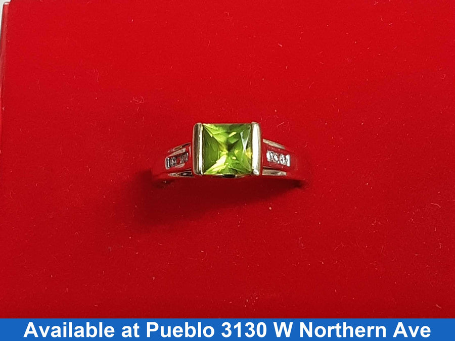 Women's Ring - Yellow Gold 10k (.417) 3.1 grams Size 7.5