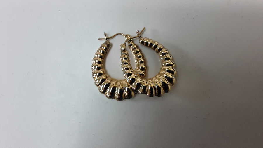 Shrimp Earrings - Yellow Gold 10k (.417) 2.9 grams