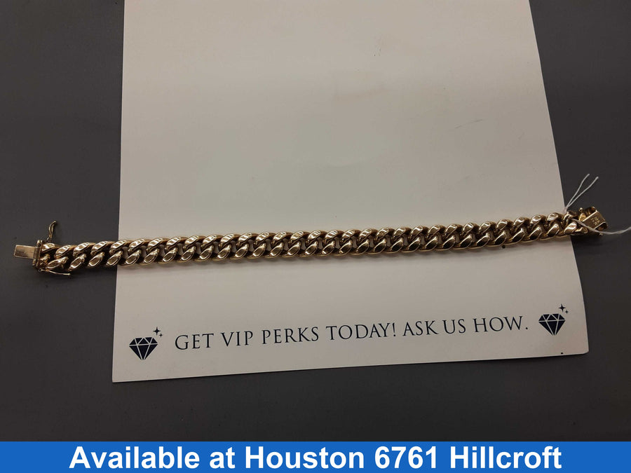 Cuban Link Bracelet - Yellow Gold 10k (.417) 27.8 grams 8 inch