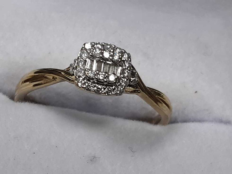 Ring - Engagement Set - Yellow Gold 14k (.585) 2 grams Size 7.5
