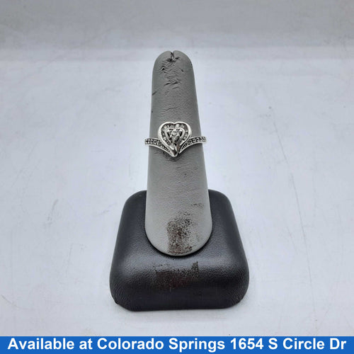 Women's Ring - Silver 3.1 grams Size 7