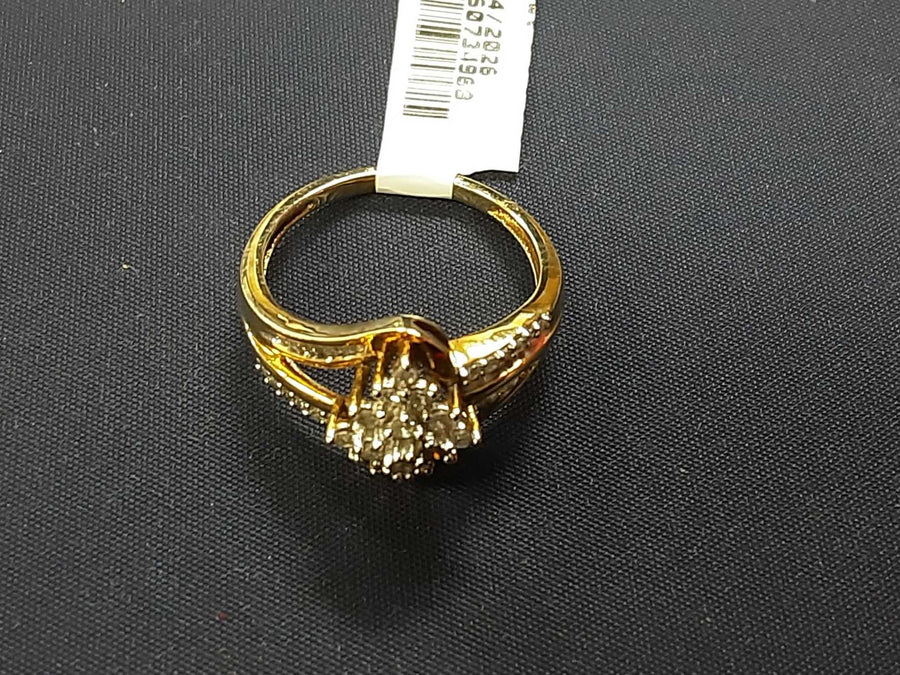 Women's Ring - Yellow Gold 10k (.417) 2.6 grams Size 7