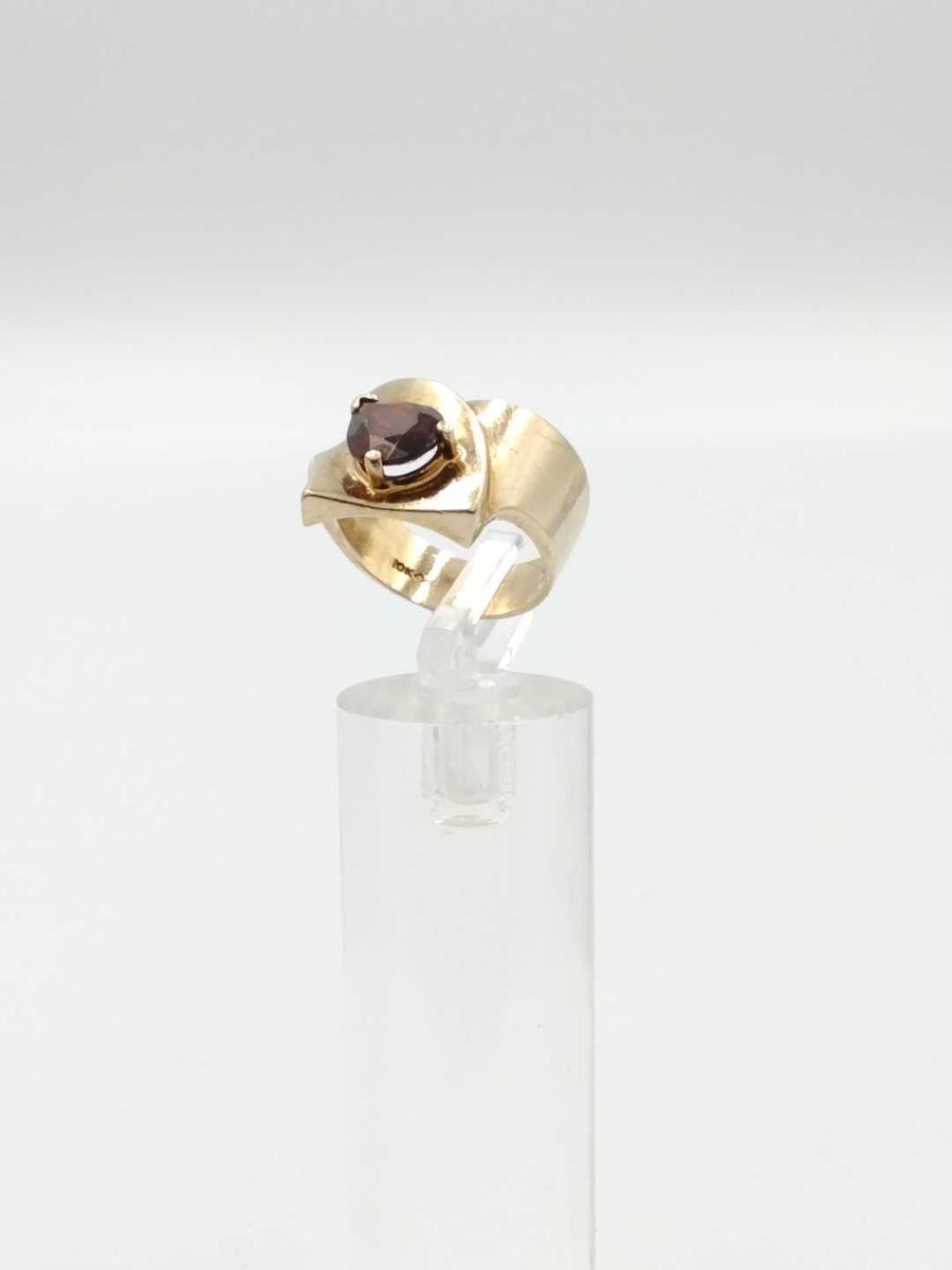 Women's Ring - Yellow Gold 10k (.417) 5.8 grams Size 7